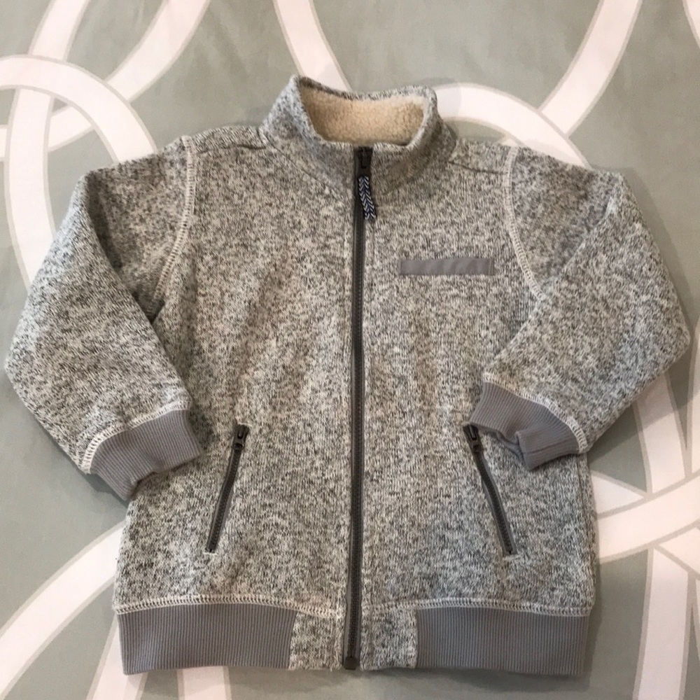 NWOT Carter’s zip up sweater